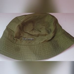 Steve madden bucket hat